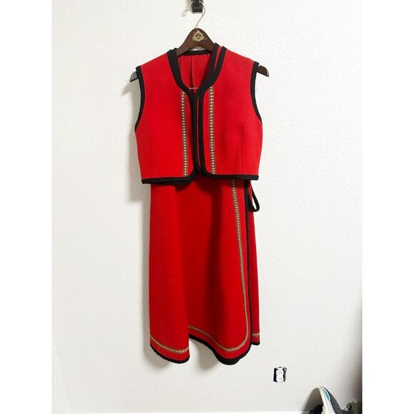 Danico Model Vintage 100% Wool Scandinavian Vest & Wrap Skirt Set Red Size S - Picture 1 of 2
